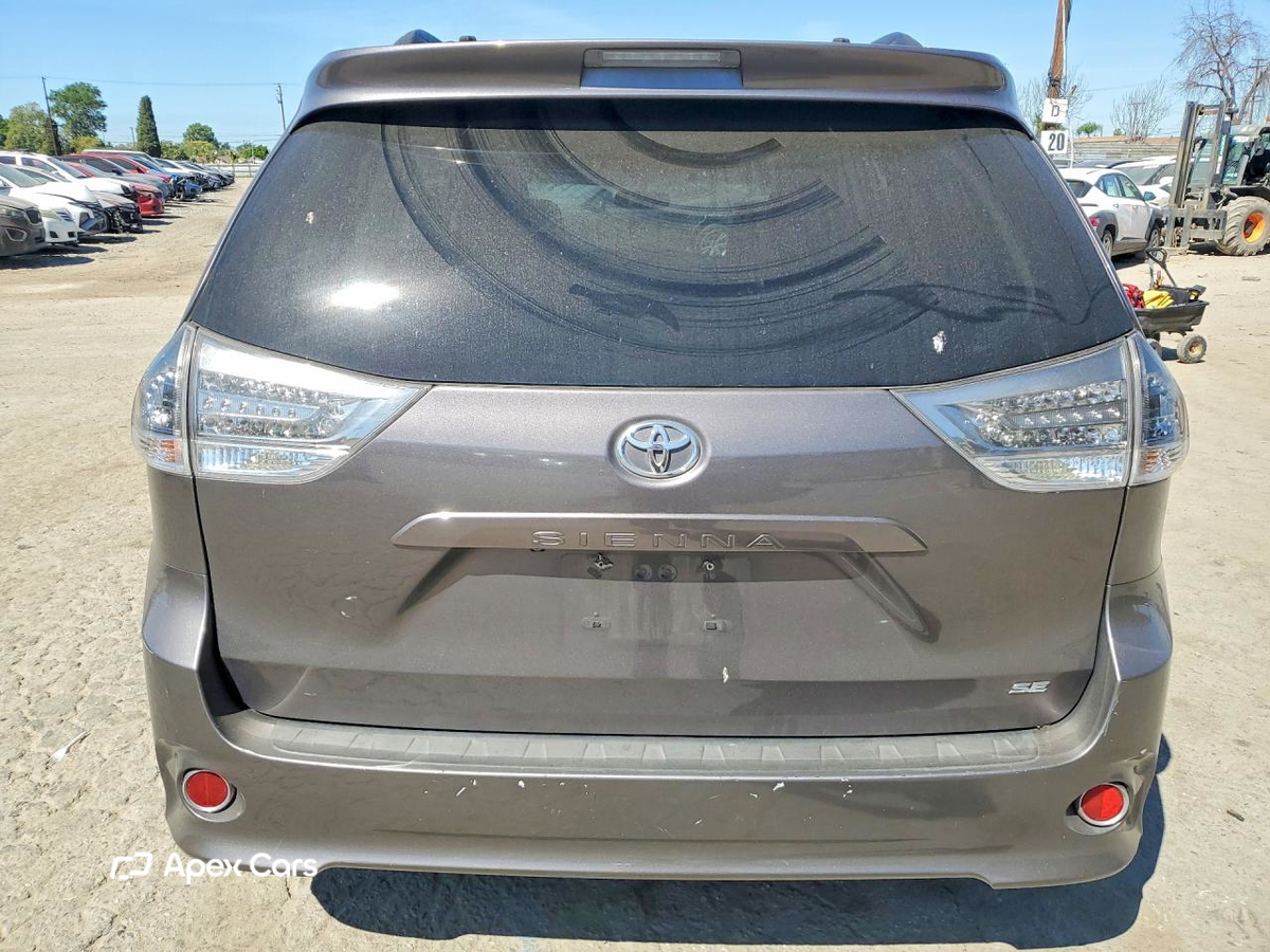 Toyota Sienna 2012