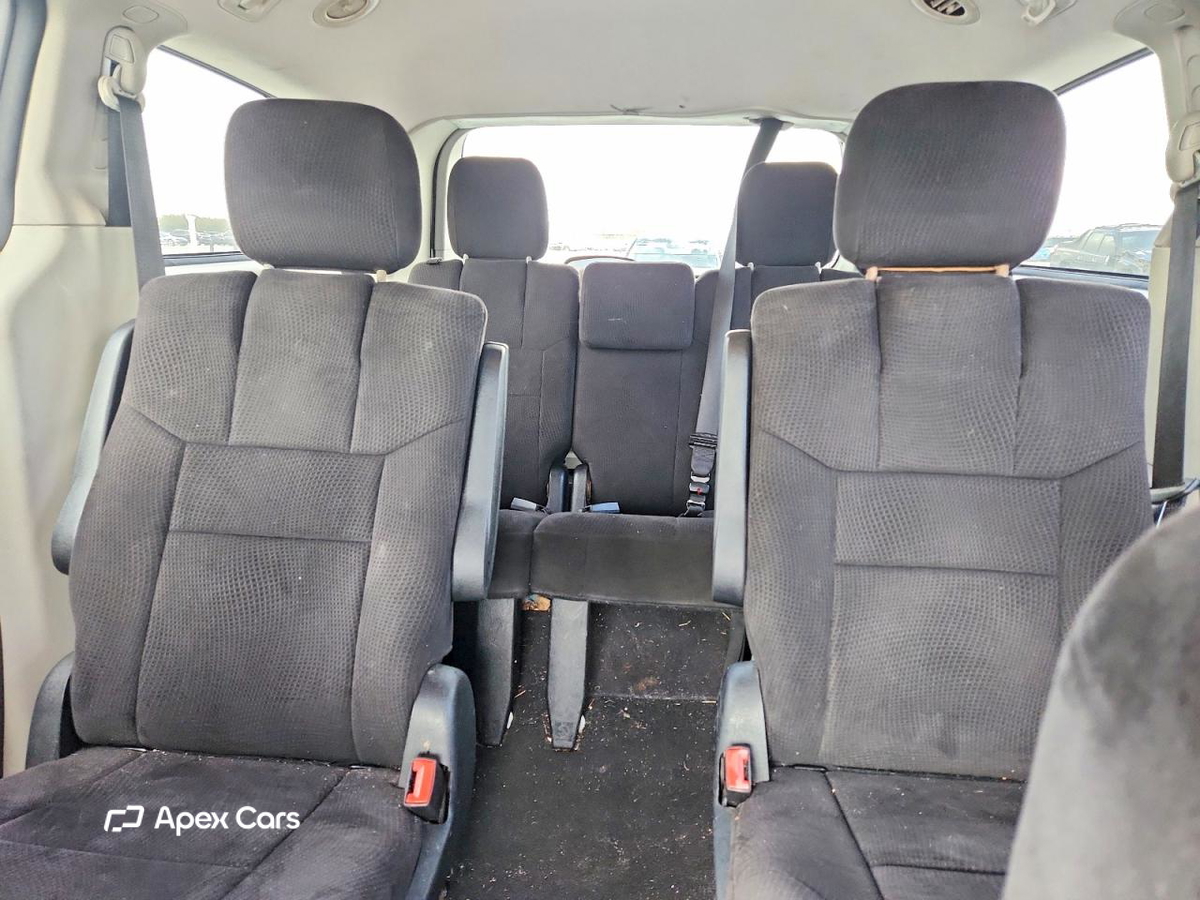 Dodge Caravan 2011