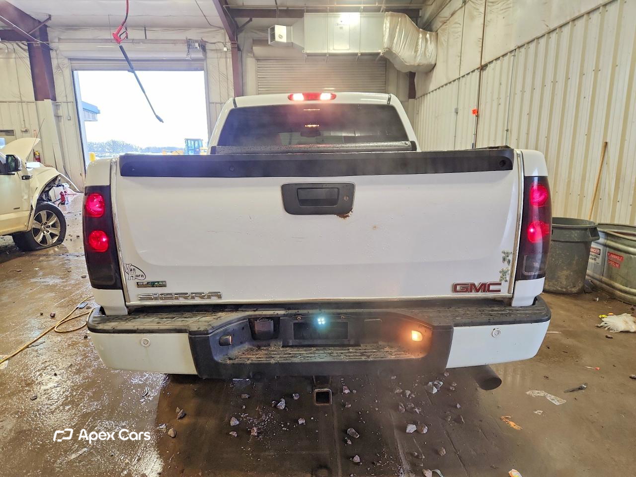 GMC Sierra 2011