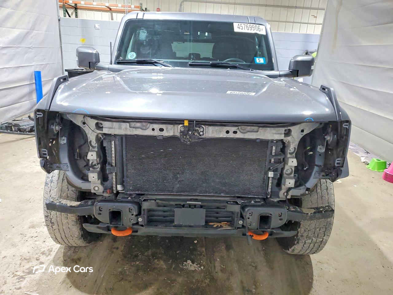Ford Bronco 2024