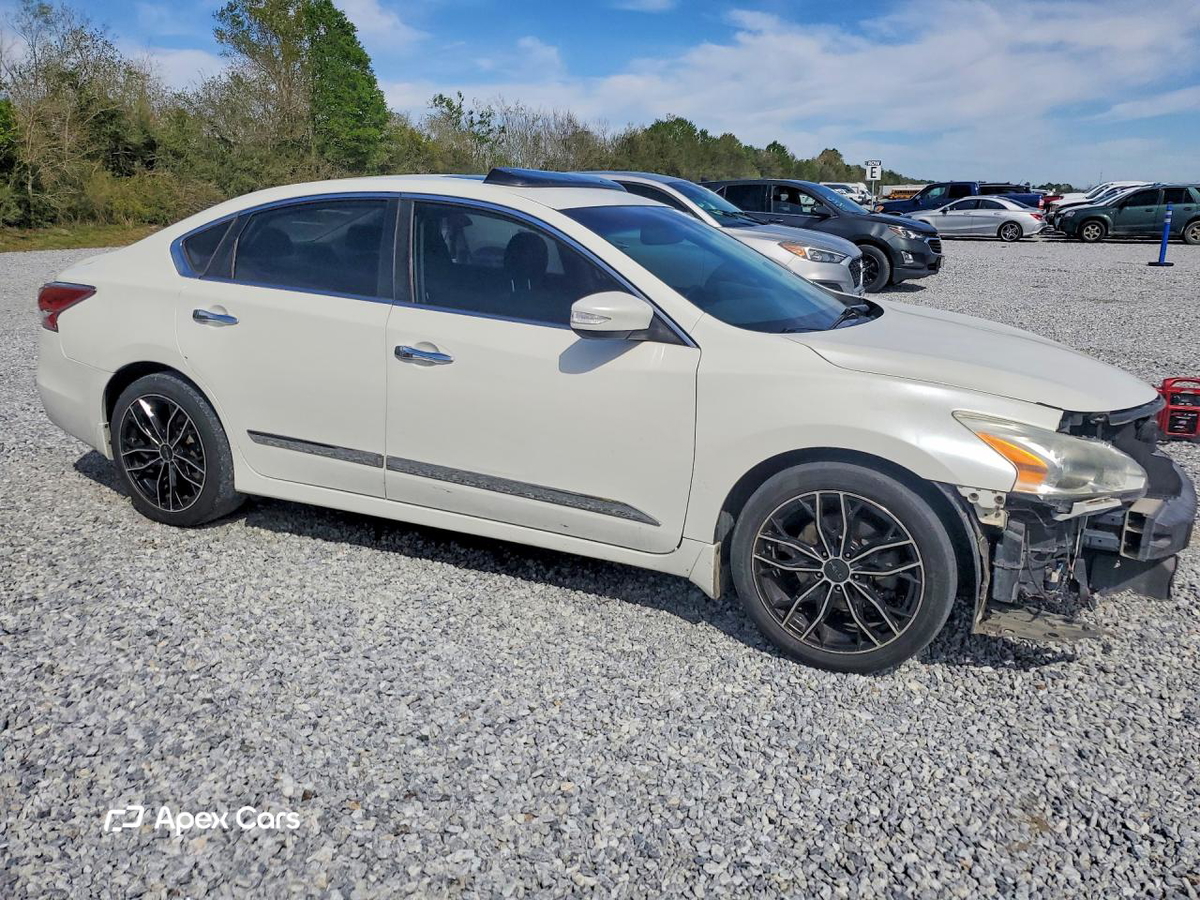Nissan Altima 2014