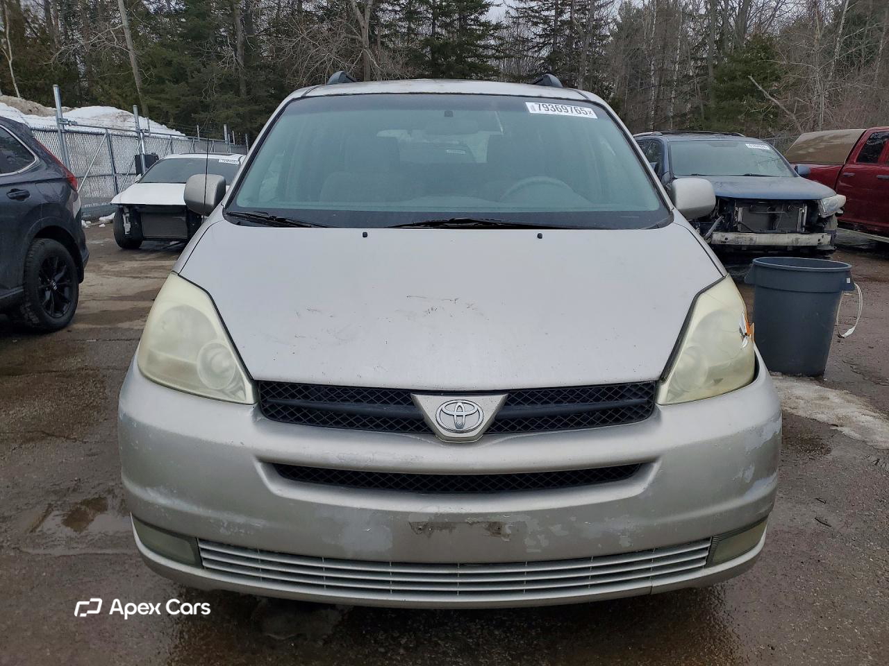 Toyota Sienna 2004