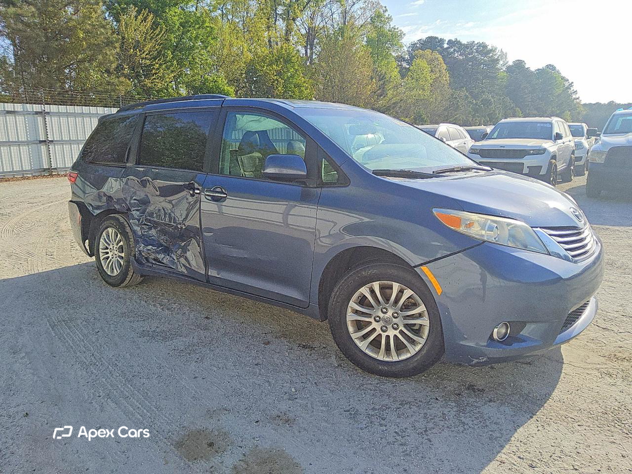 Toyota Sienna 2016
