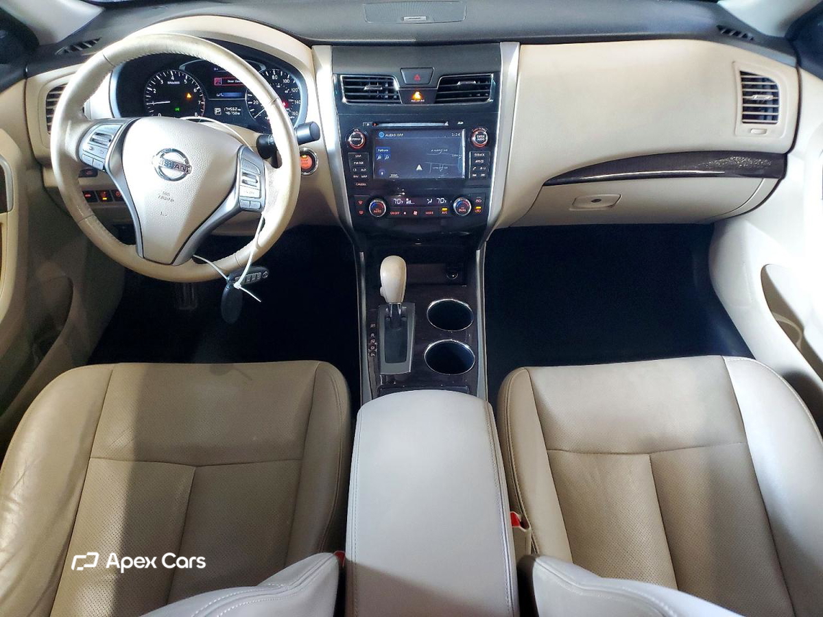 Nissan Altima 2015