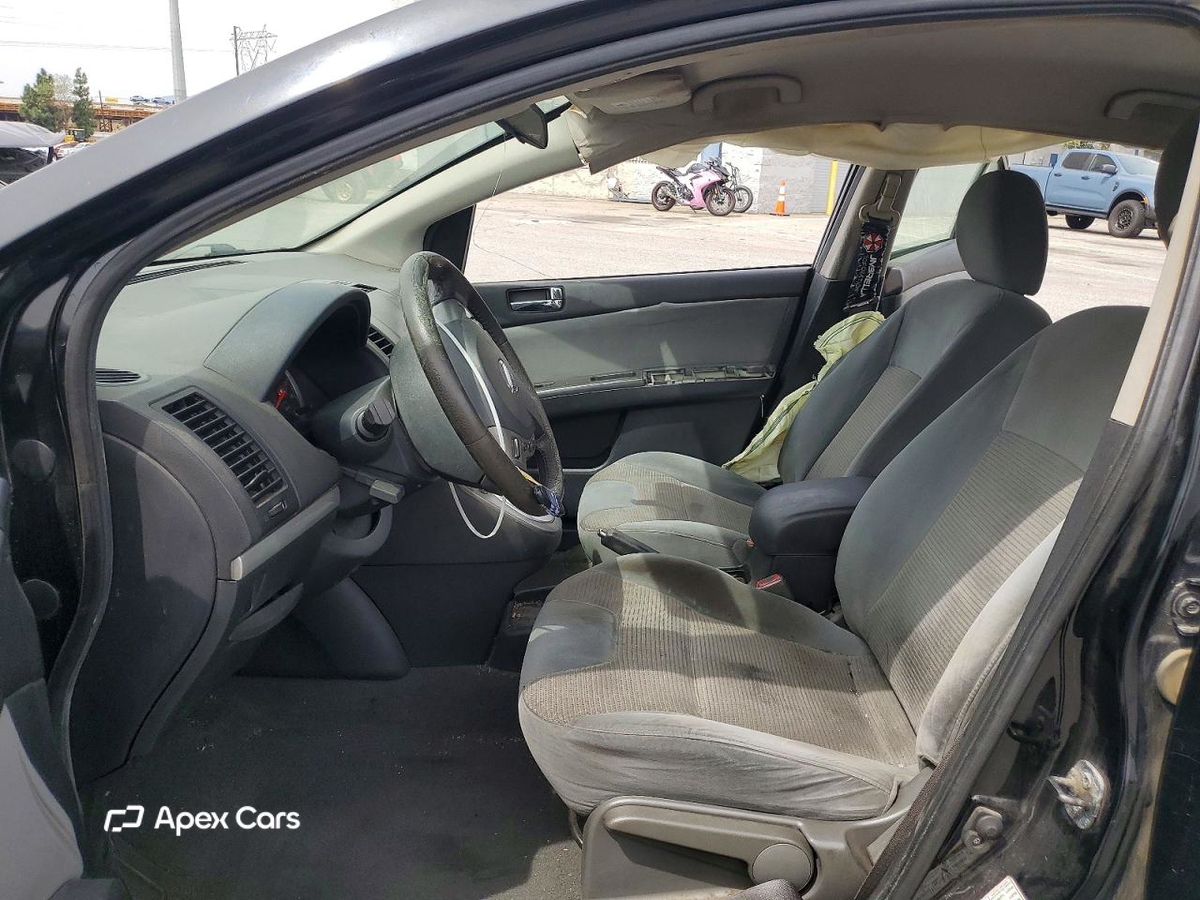Nissan Sentra 2010