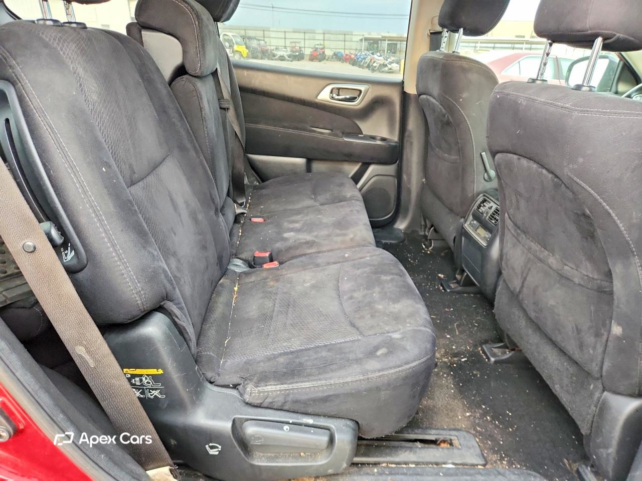 Nissan Pathfinder 2016