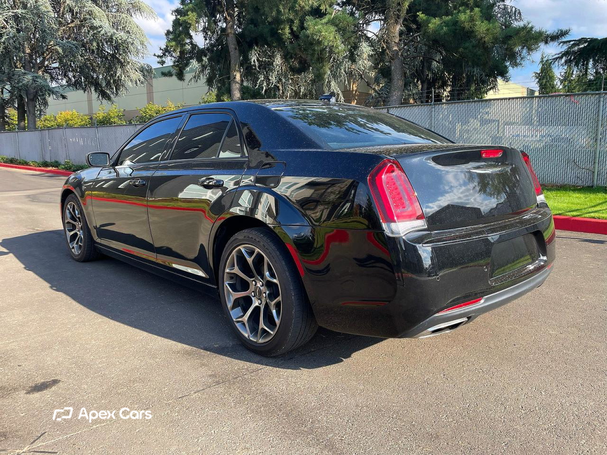 Chrysler 300 2018