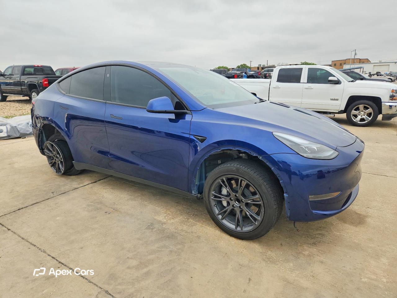 Tesla Model Y 2024