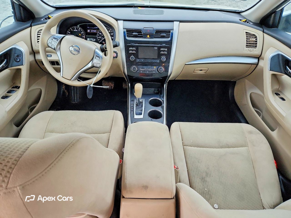 Nissan Altima 2015