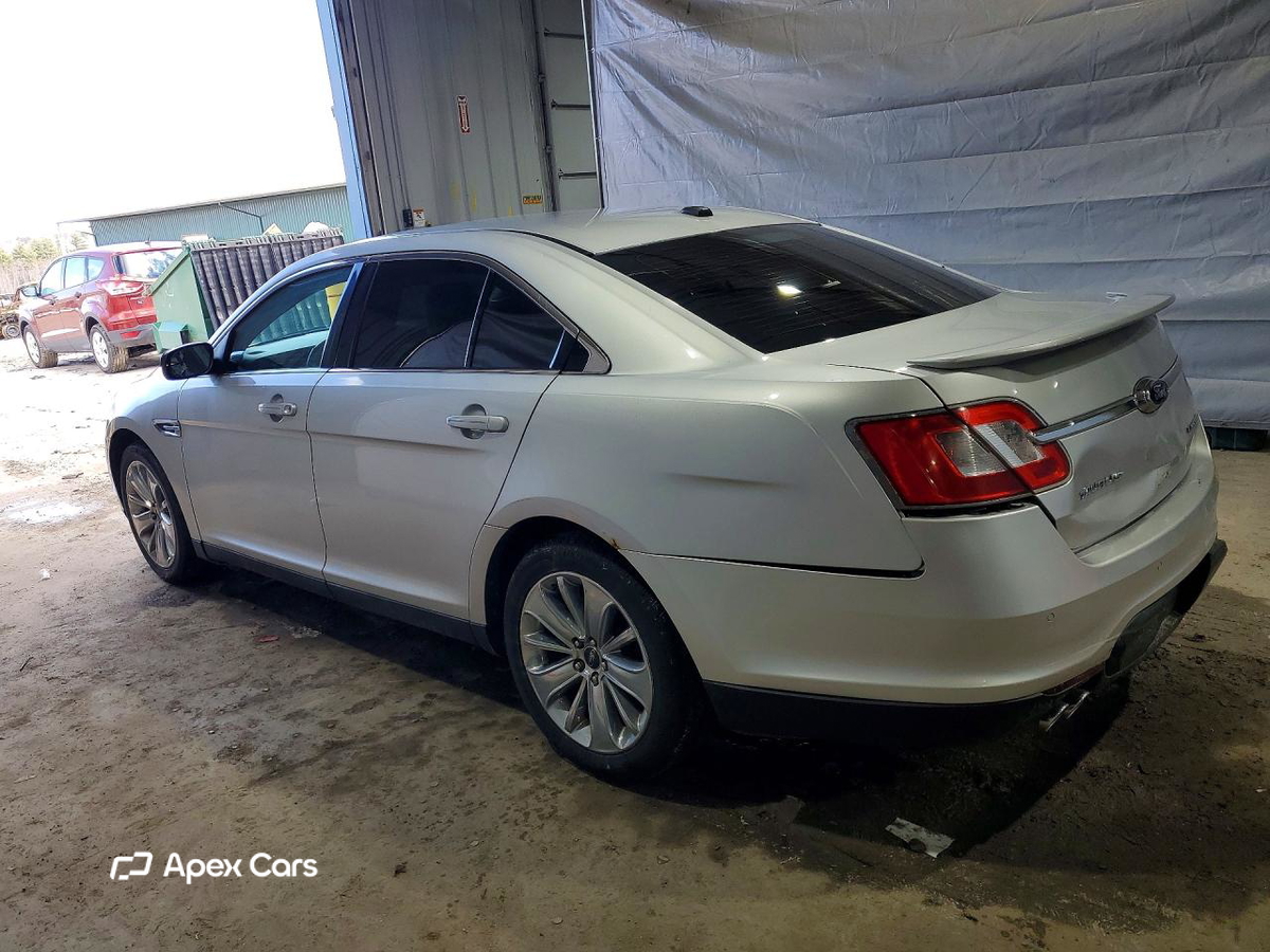 Ford Taurus 2011
