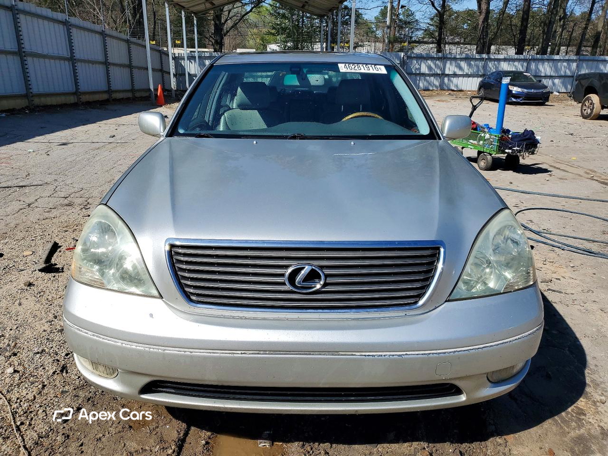 Lexus LS 2001