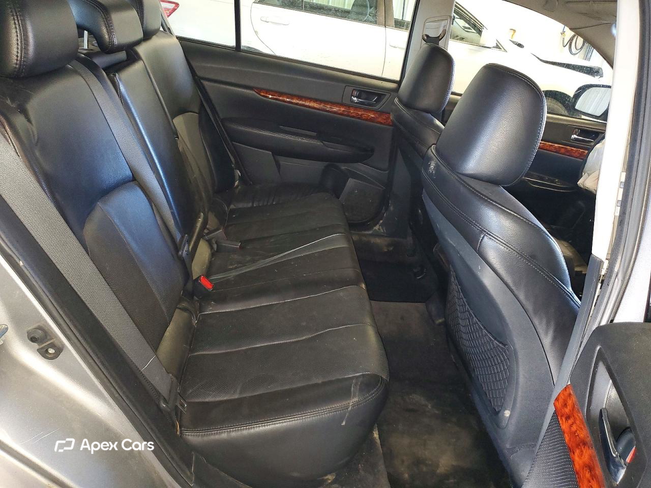 Subaru Legacy 2010