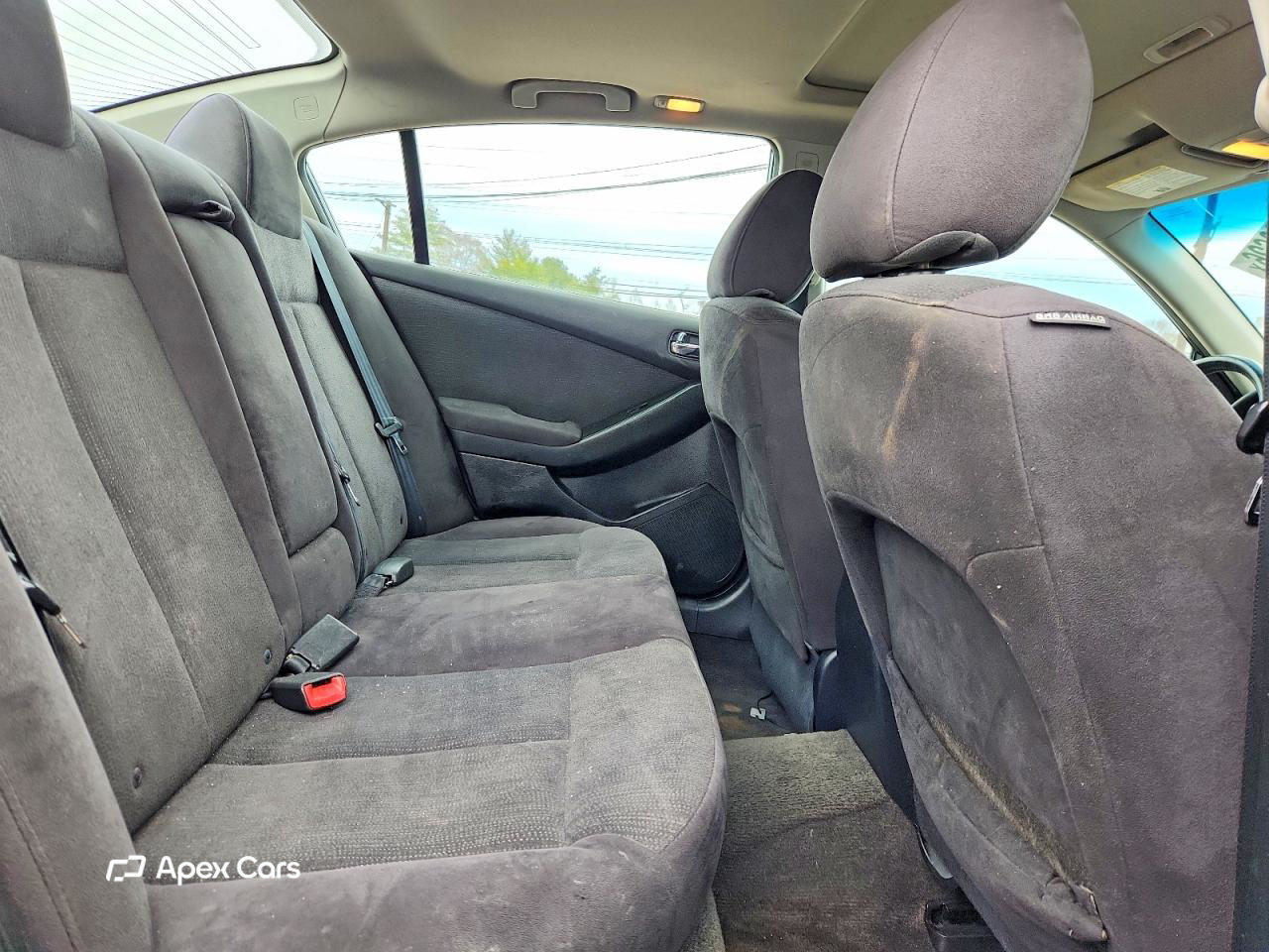 Nissan Altima 2011