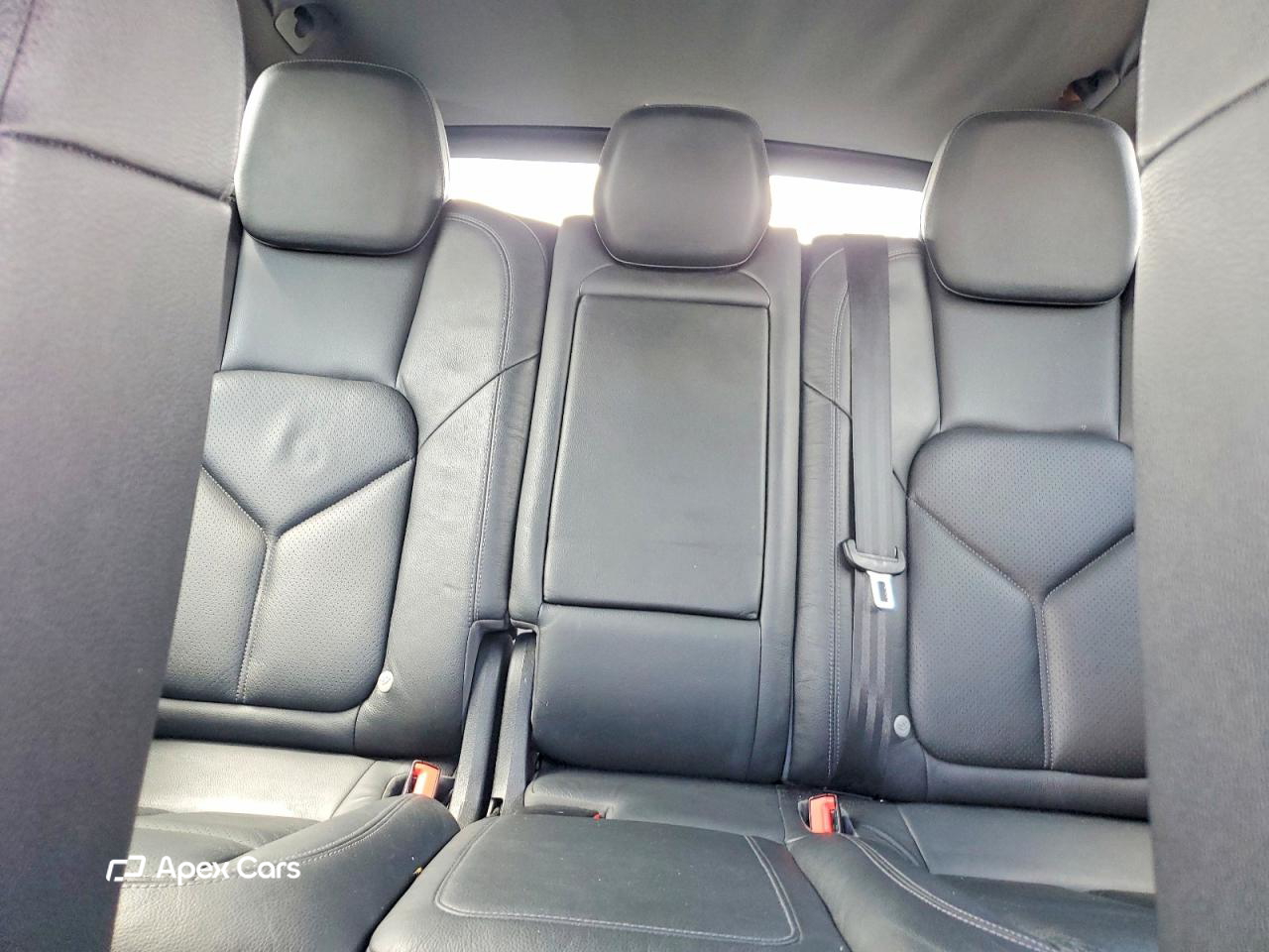Porsche Cayenne 2011
