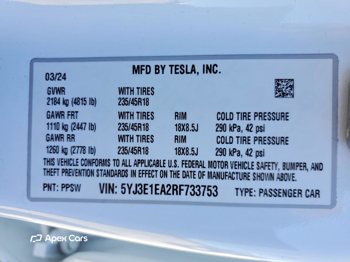 Tesla Model 3 2024