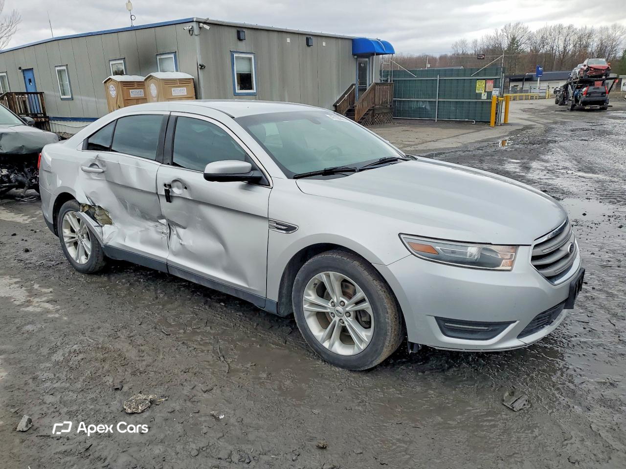 Ford Taurus 2013