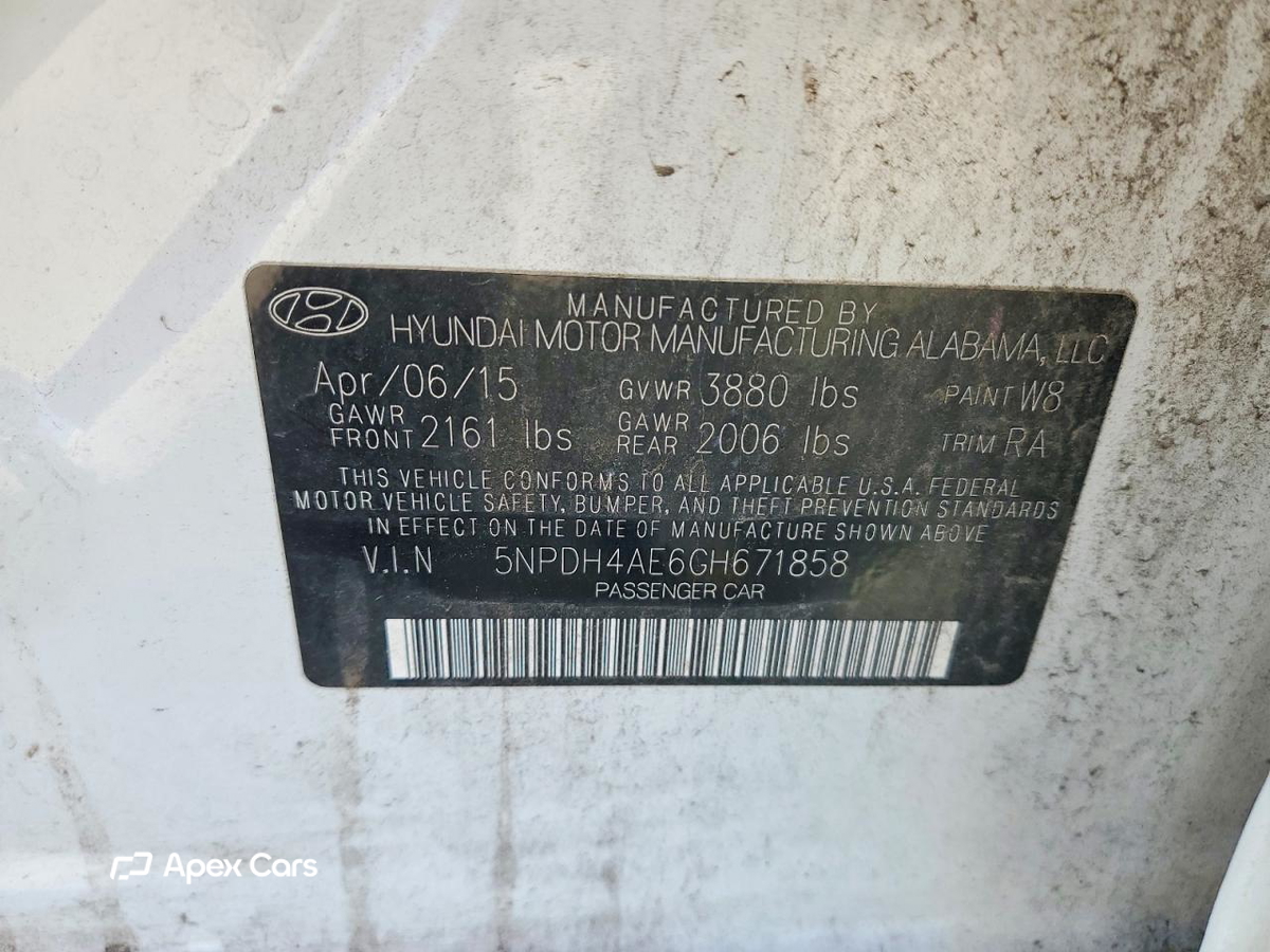 Hyundai Elantra 2016
