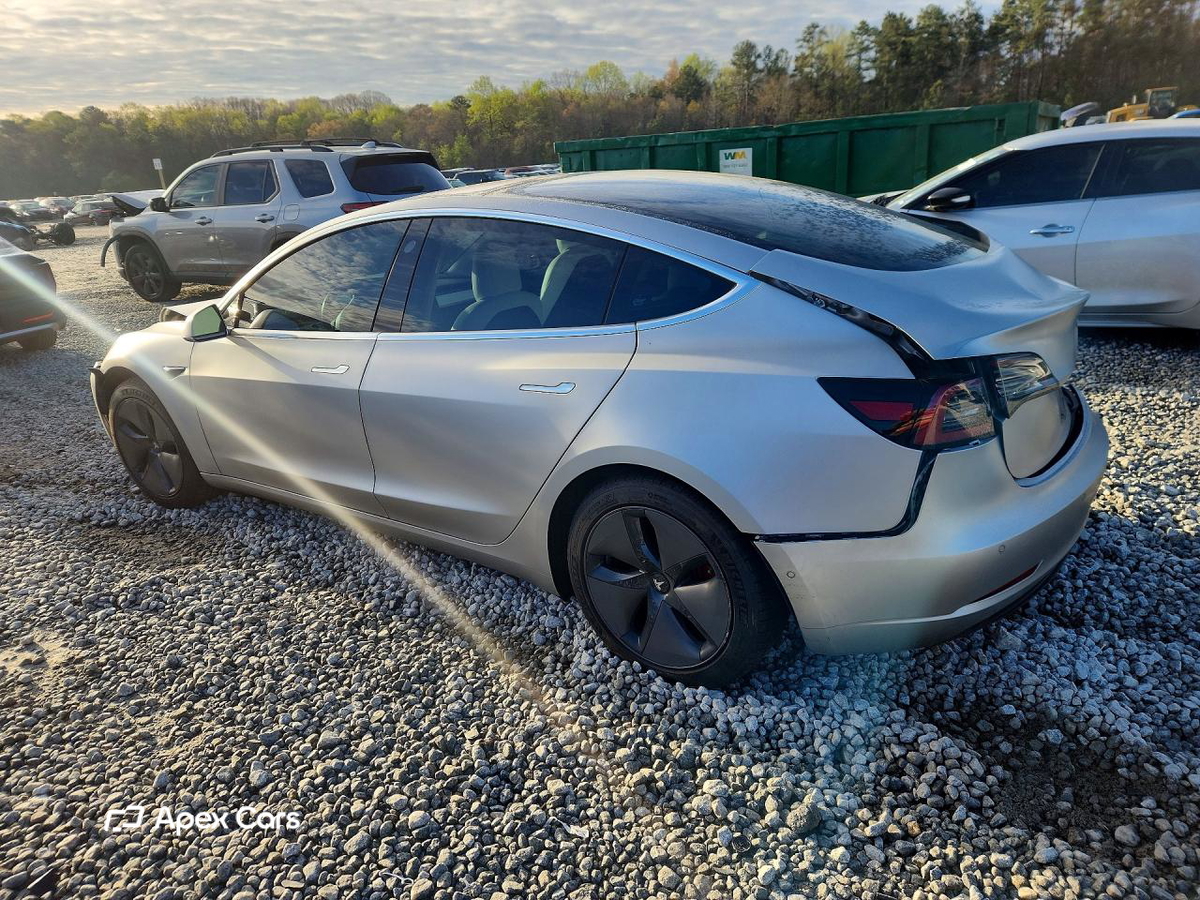 Tesla Model 3 2018
