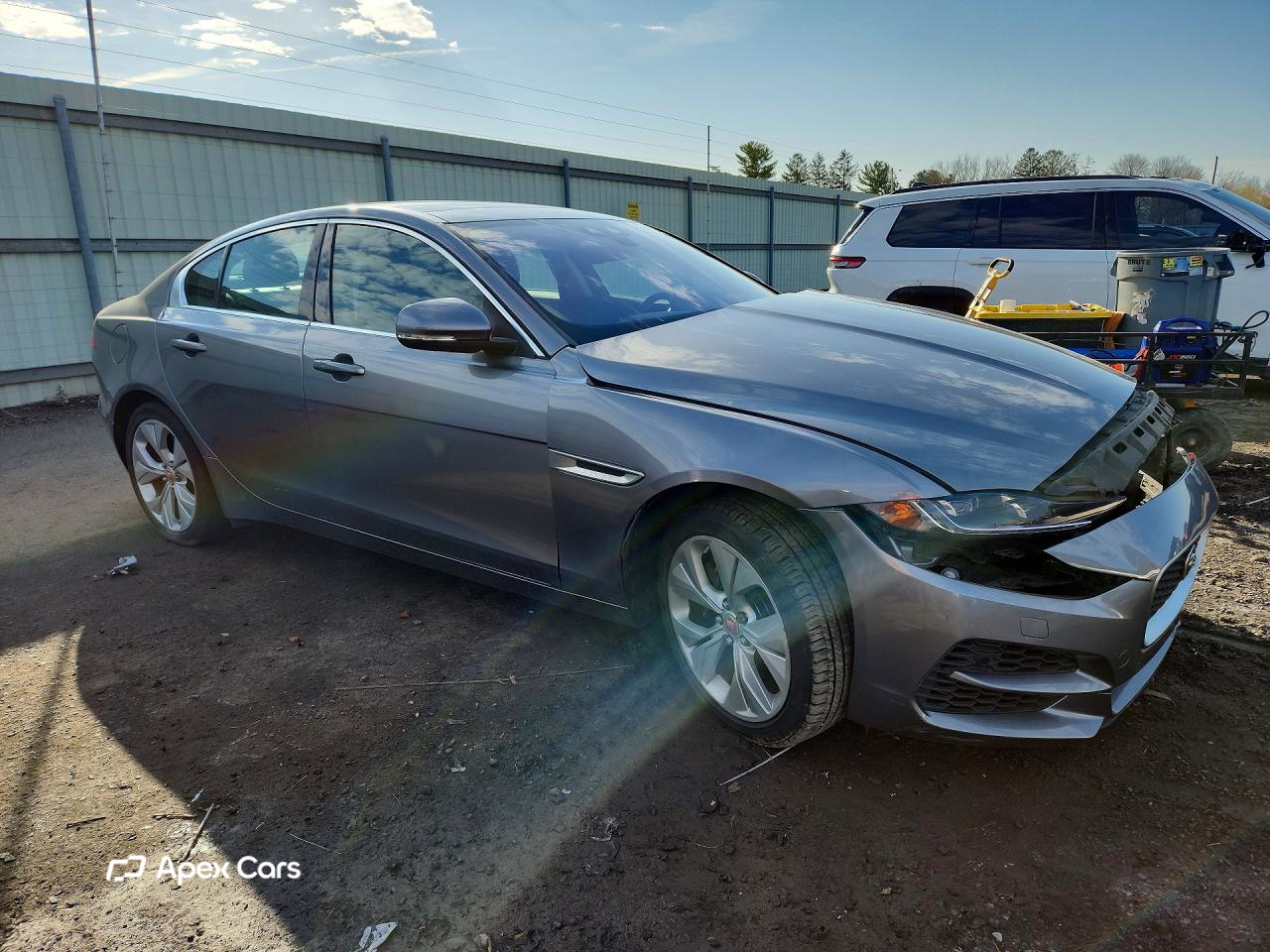 Jaguar XE 2020