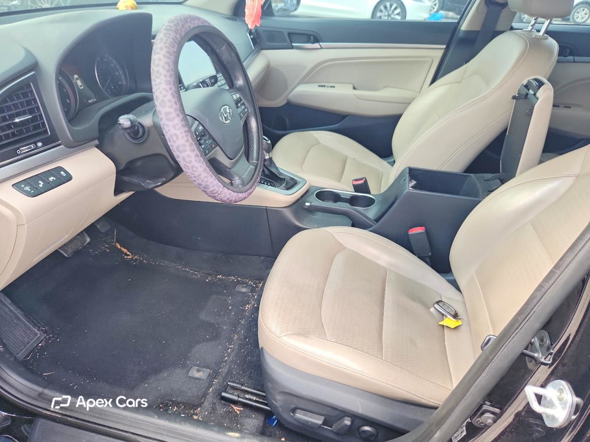 Hyundai Elantra 2017