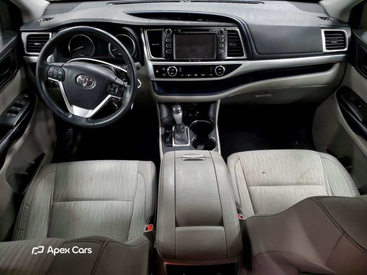Toyota Highlander 2016