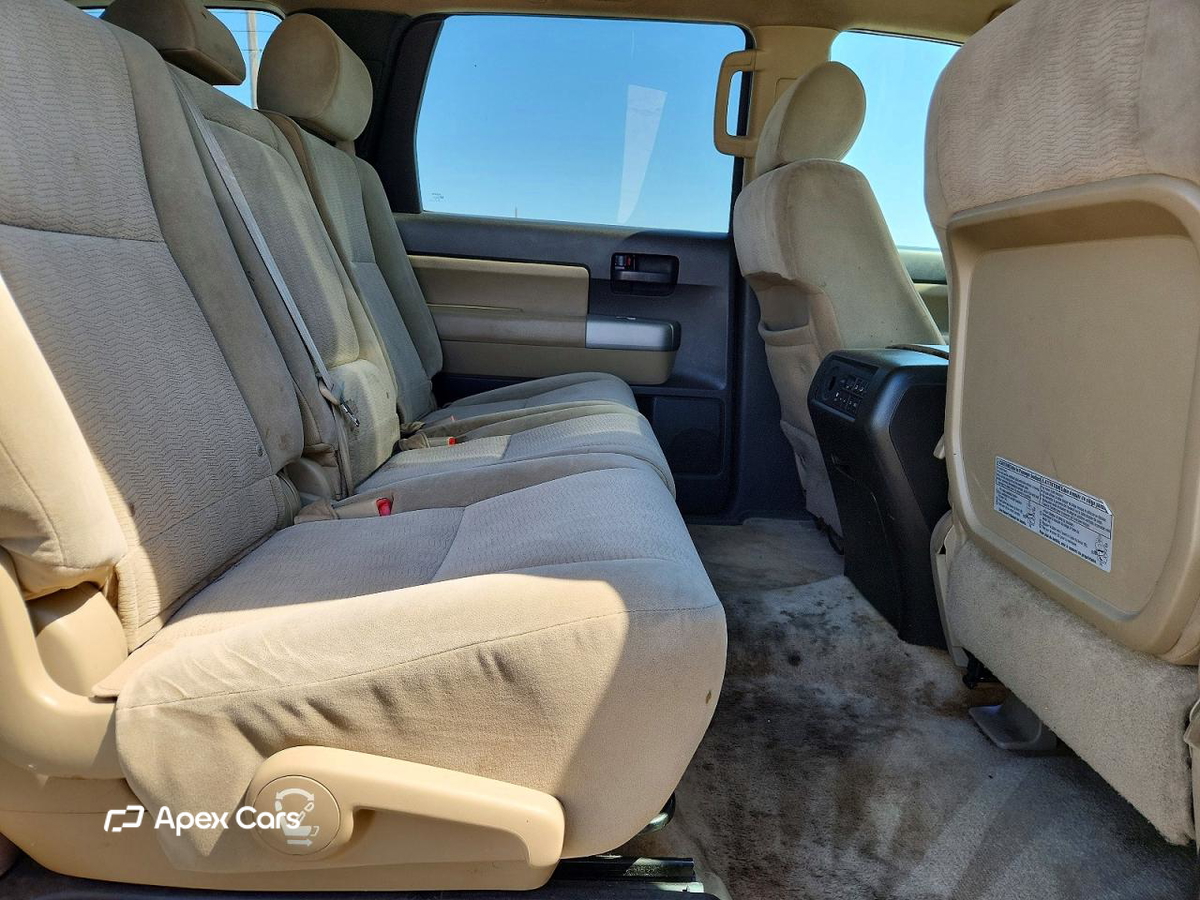 Toyota Sequoia 2008