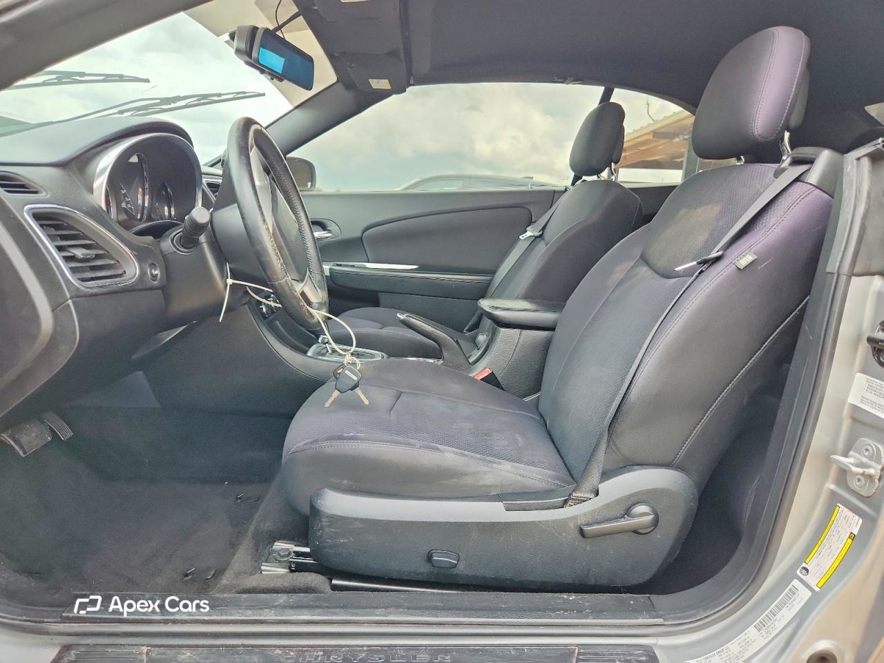 Chrysler 200 2013