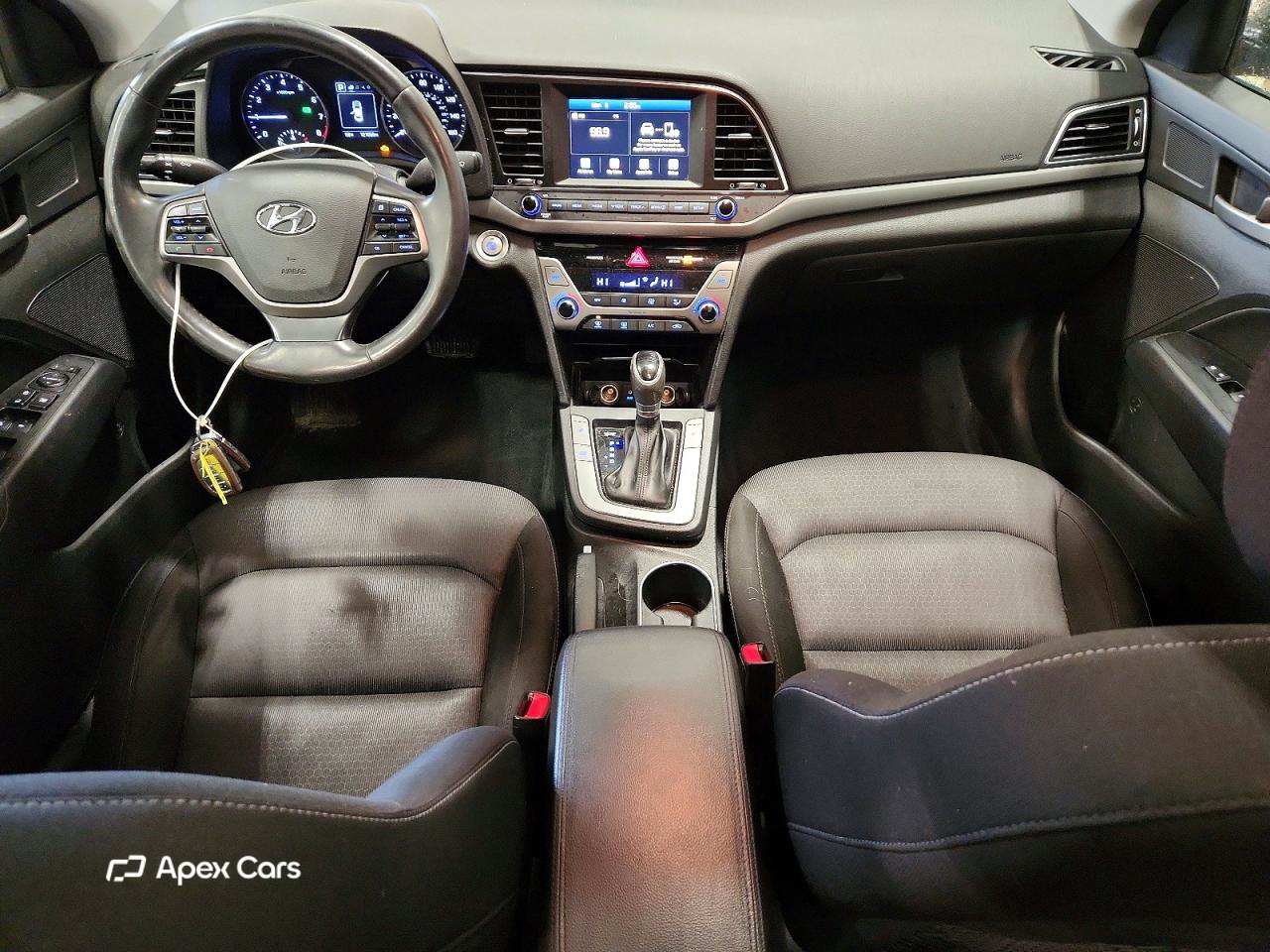 Hyundai Elantra 2017