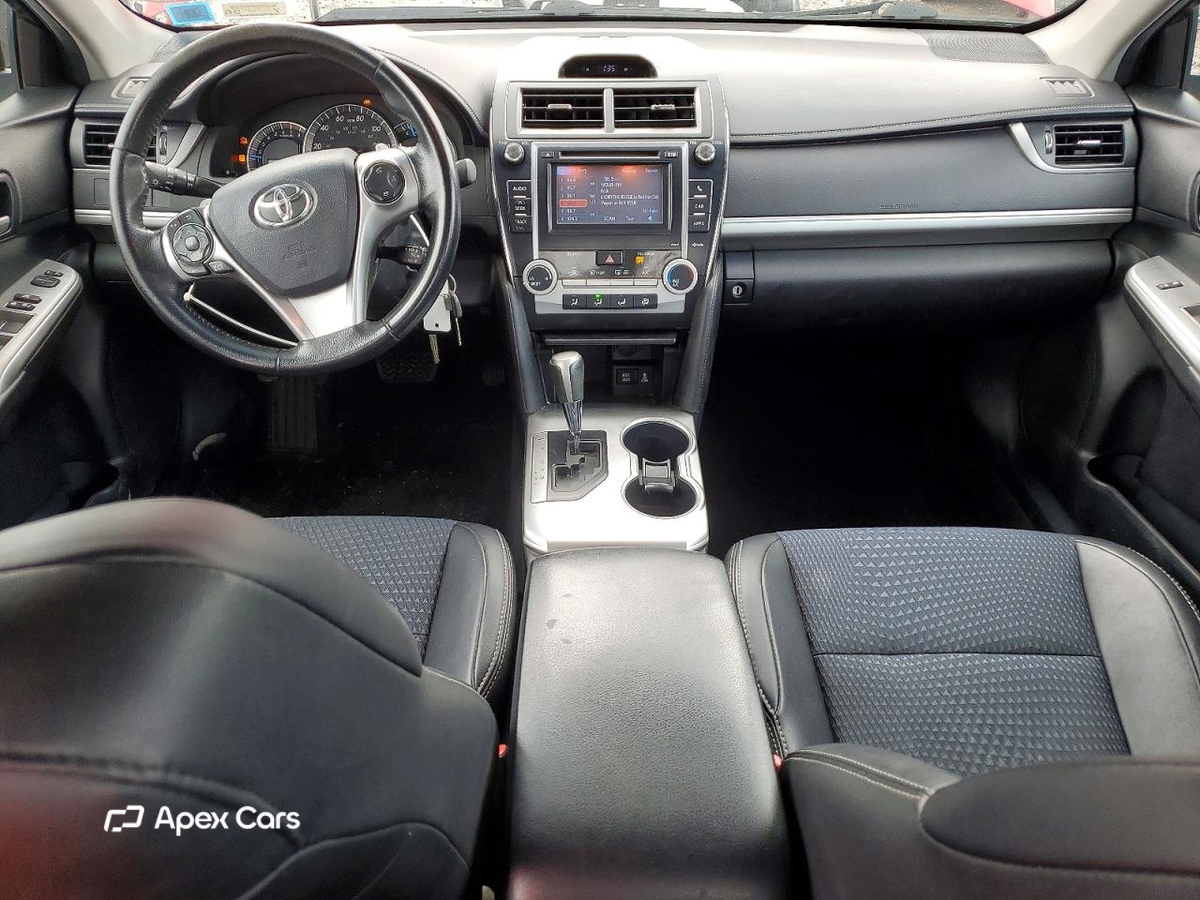 Toyota Camry 2014