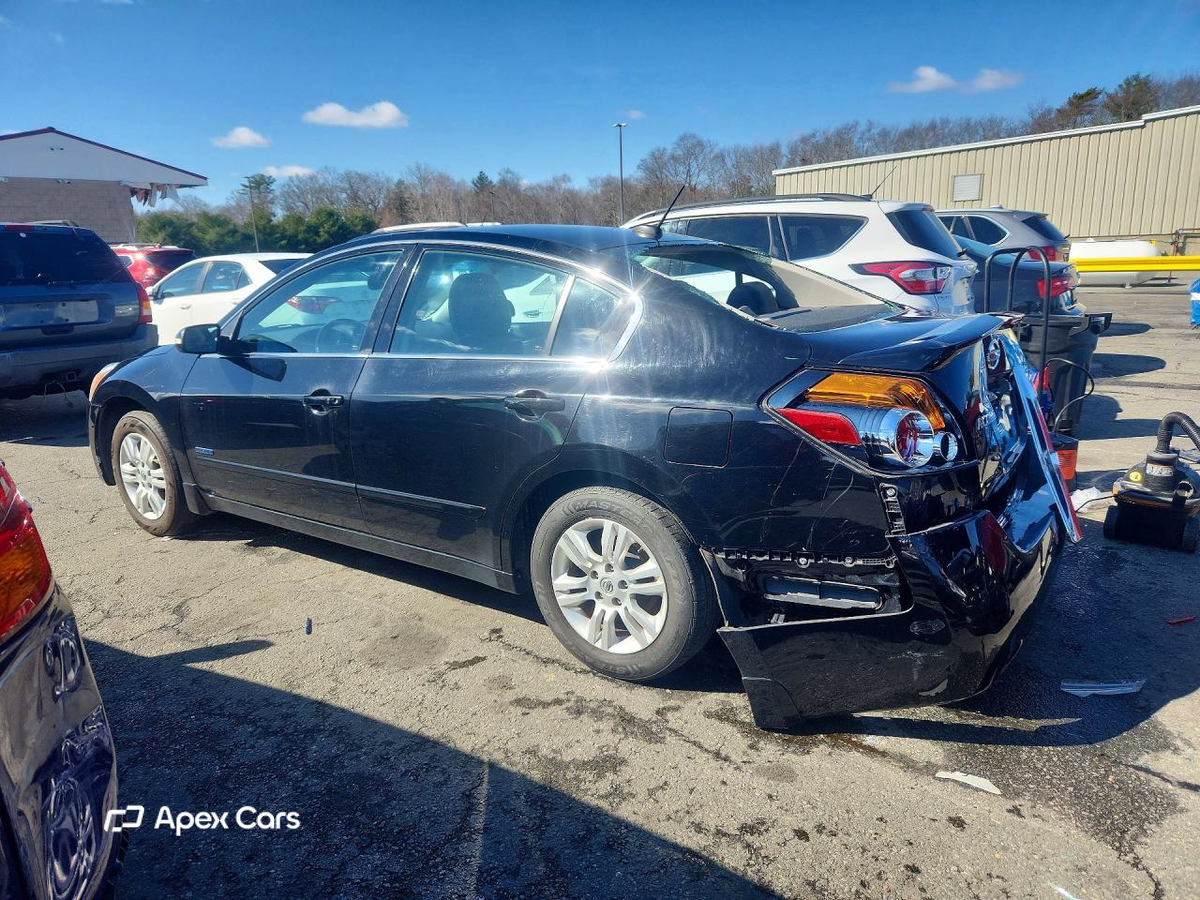 Nissan Altima 2011