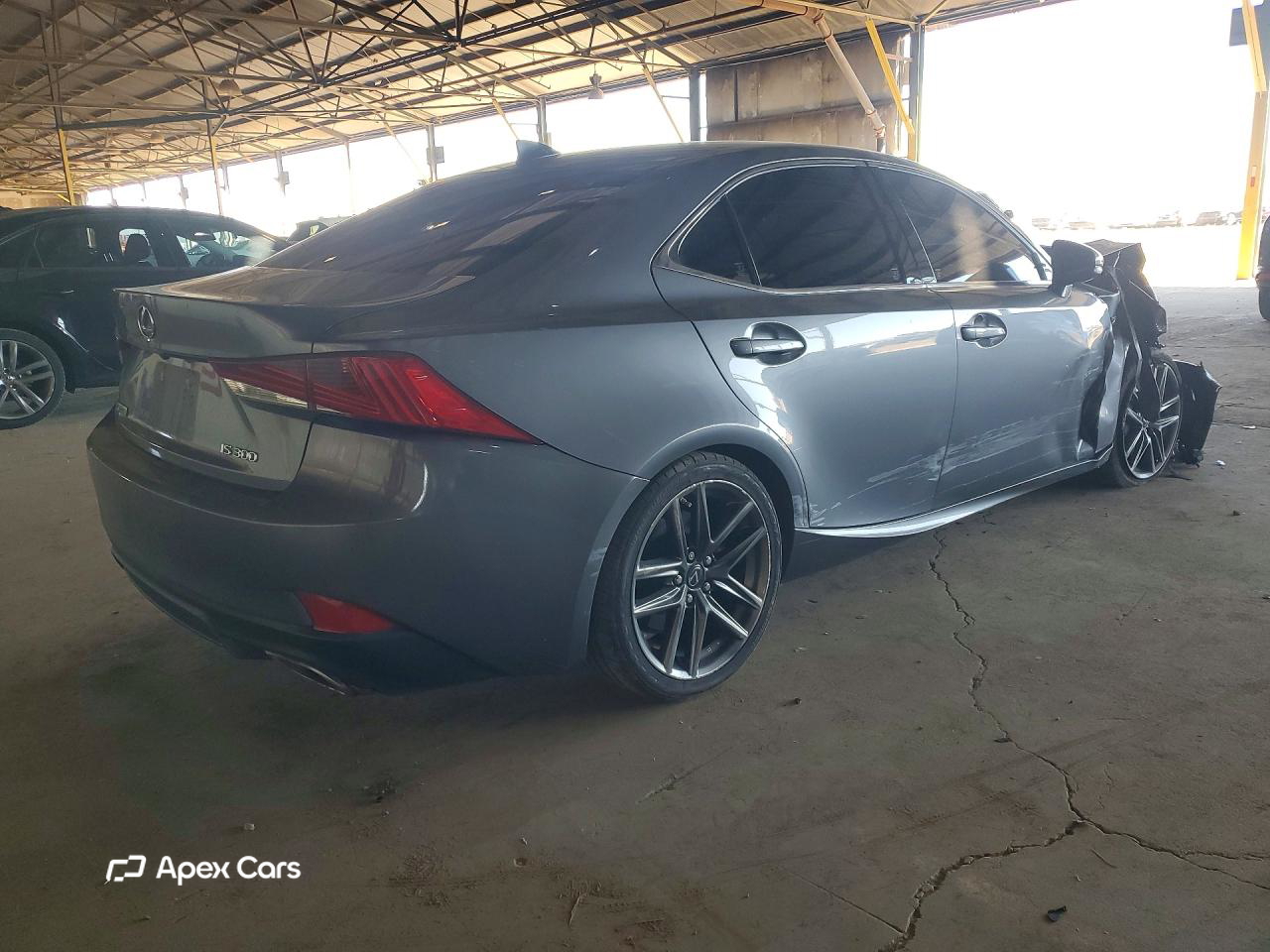 Lexus IS 2018