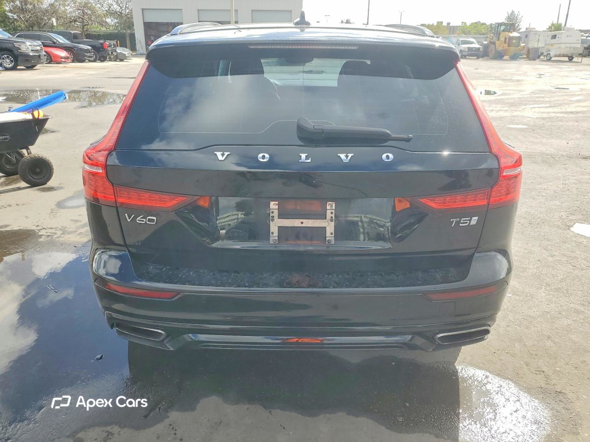 Volvo V60 2020