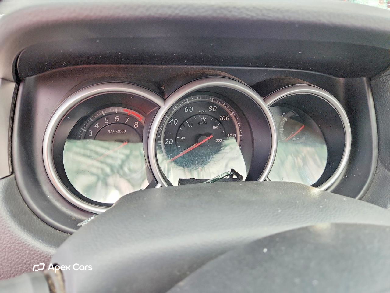 Nissan Versa 2011