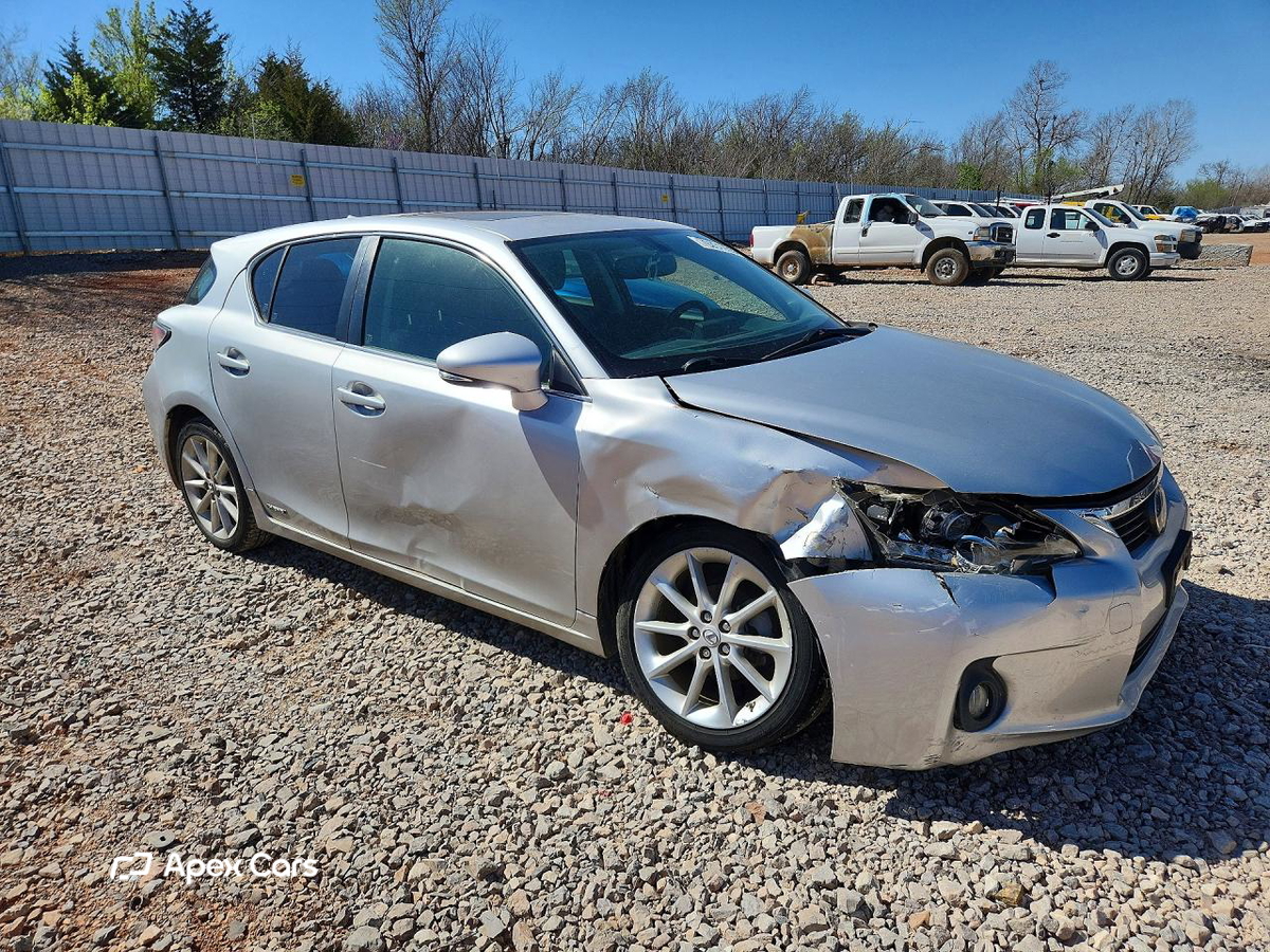 Lexus CT 2013