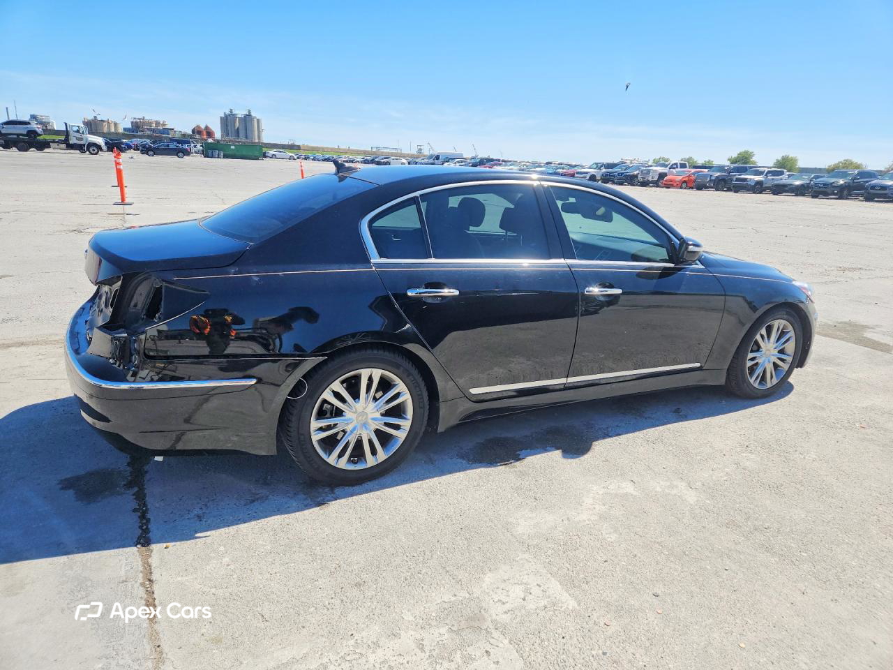 Hyundai Genesis 2012