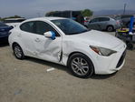 Scion iA 2016