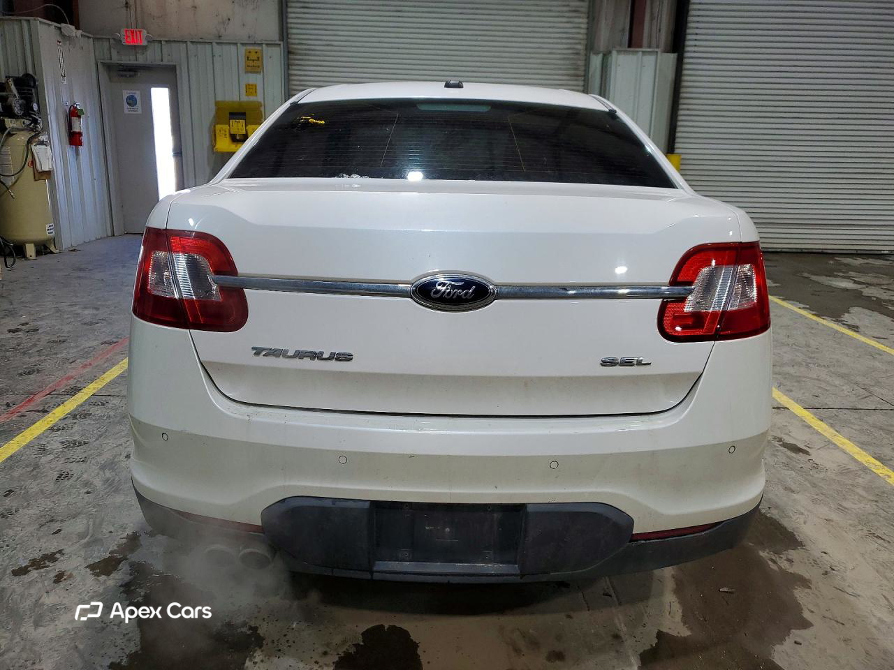 Ford Taurus 2010