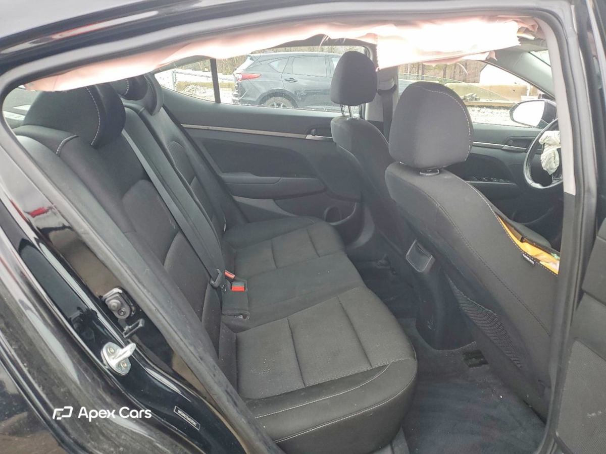 Hyundai Elantra 2018