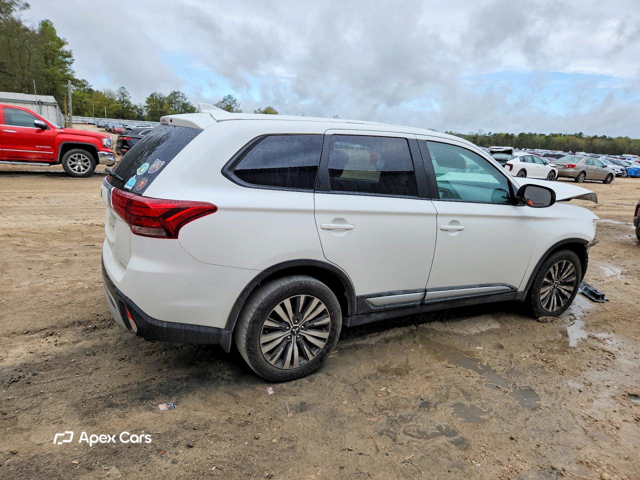 Mitsubishi Outlander 2020