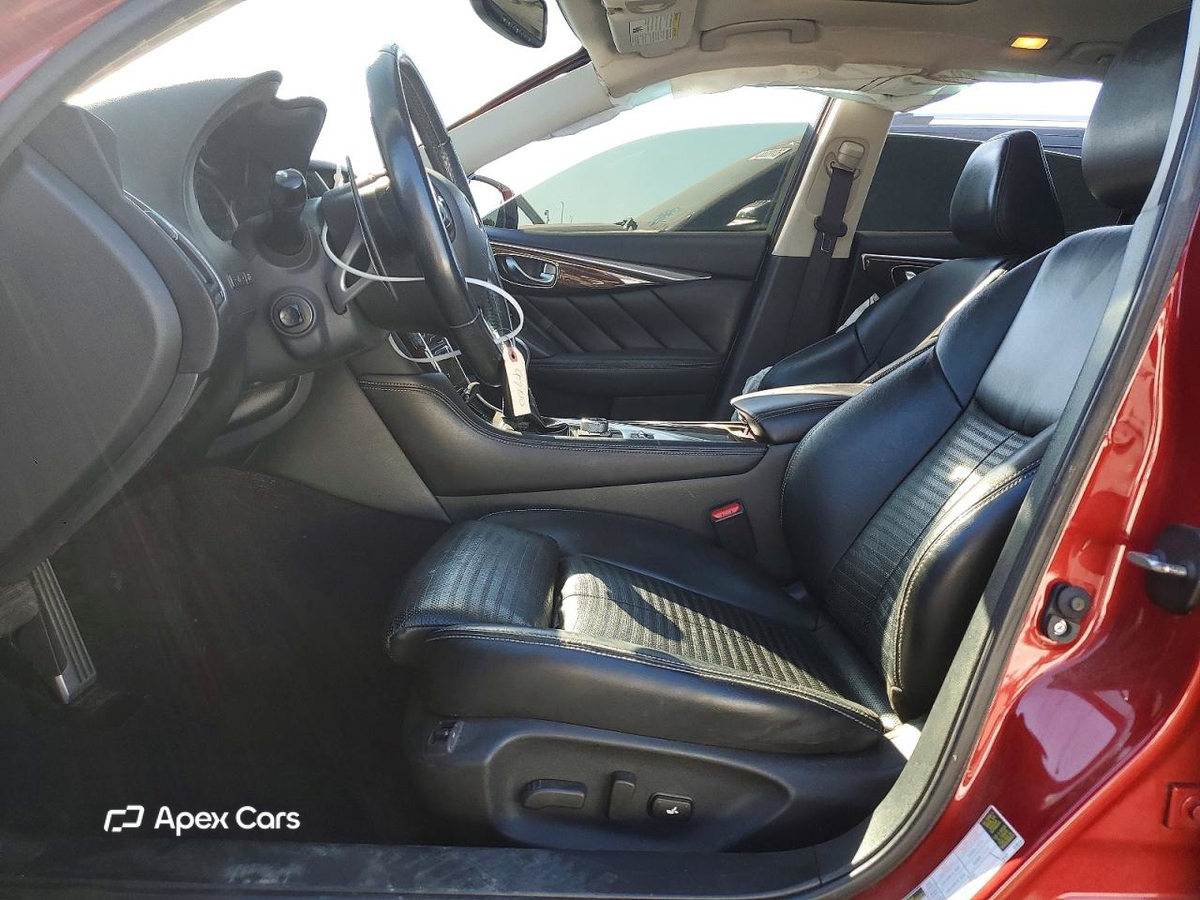 Infiniti Q50 2015