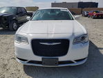 Chrysler 300 2022