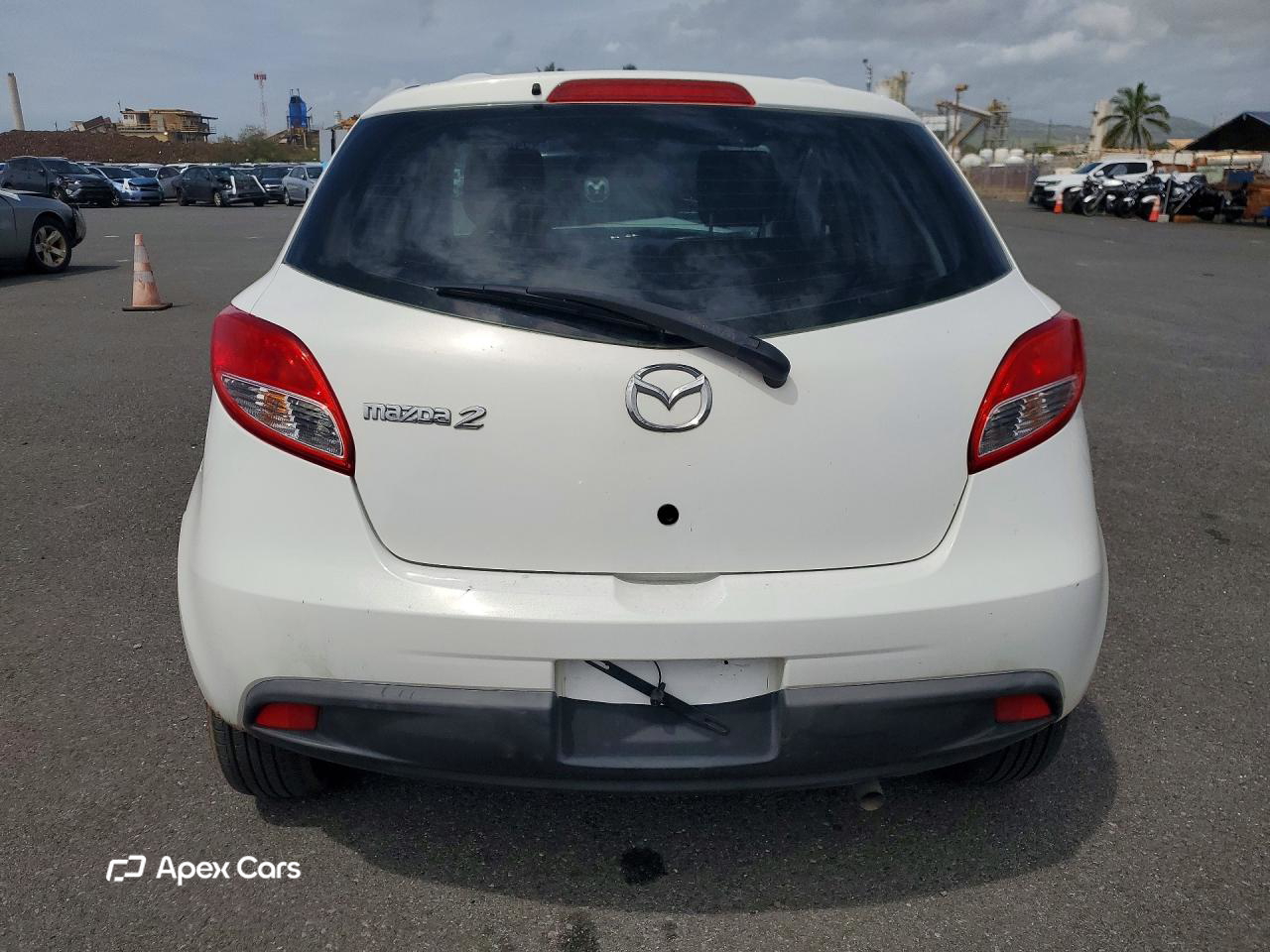 Mazda 2 2012