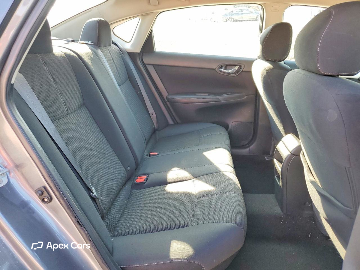 Nissan Sentra 2016