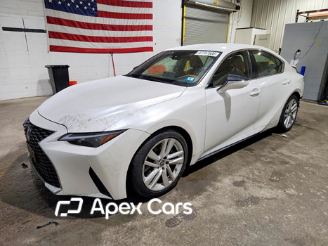 Lexus IS 2021 - Image 1 of 13
