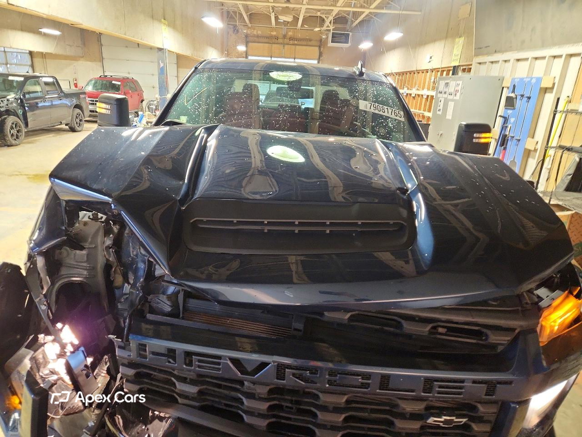 Chevrolet Silverado 2021