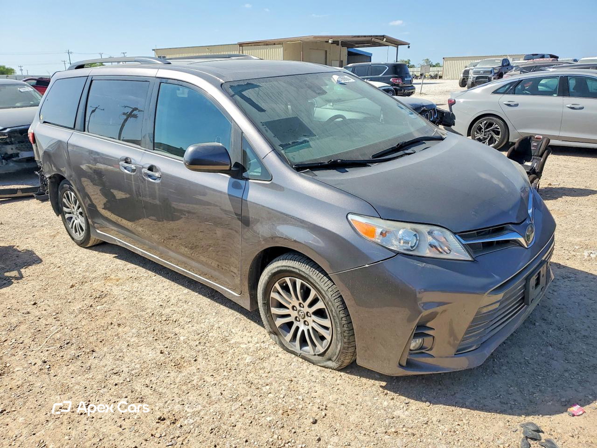 Toyota Sienna 2020