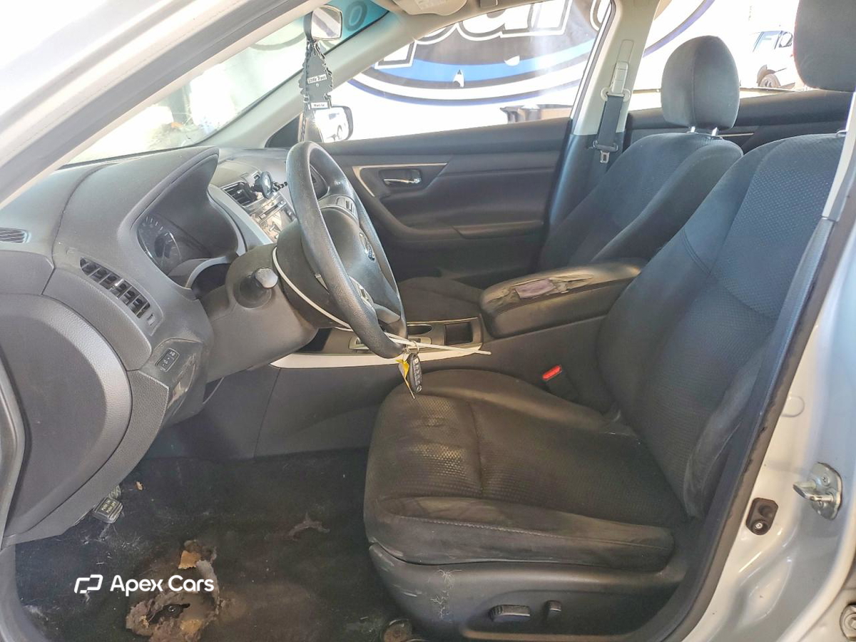 Nissan Altima 2015