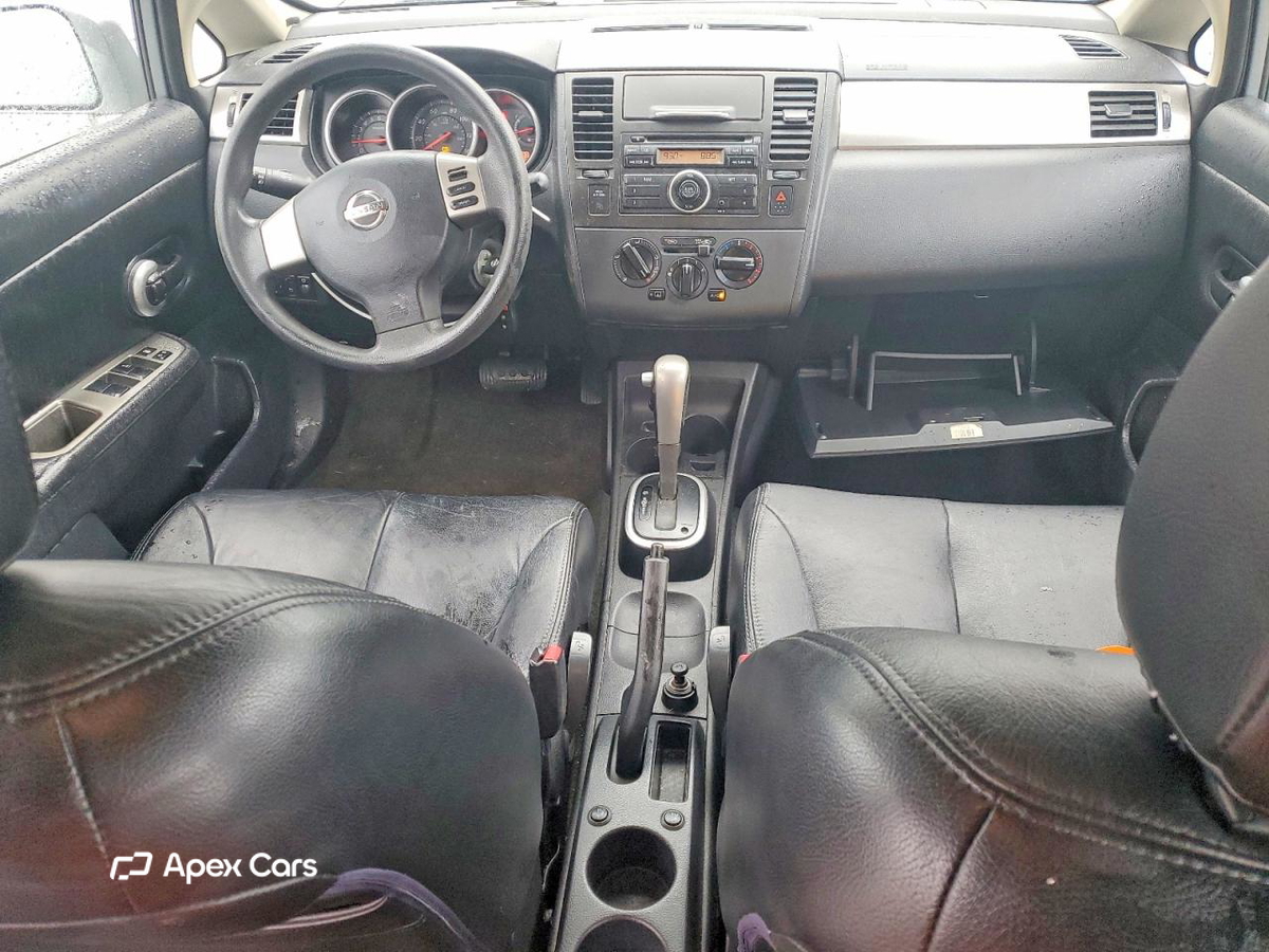 Nissan Versa 2012