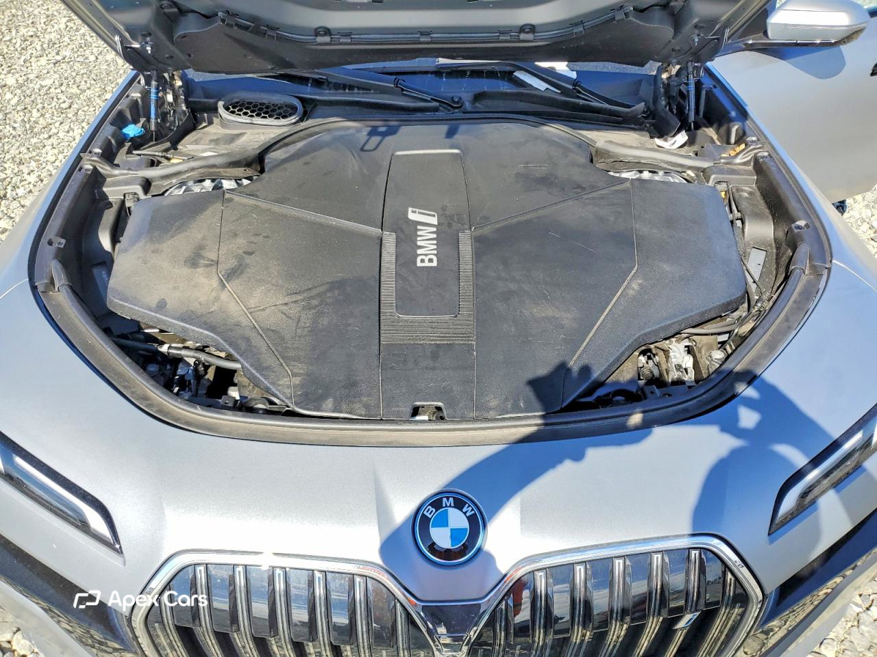 BMW i7 2024