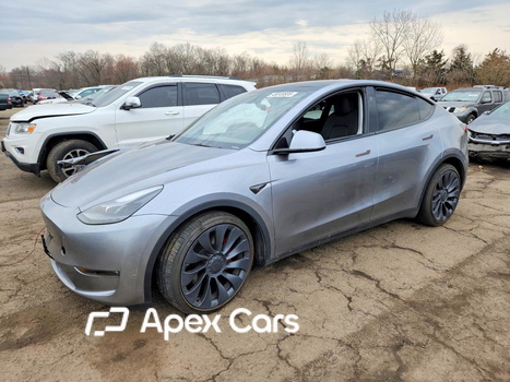 Tesla Model Y 2024 - Image 1 of 13